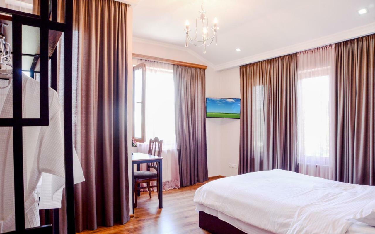 Bellis Hotel Тбилиси Екстериор снимка