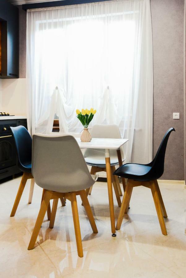 Bellis Hotel Тбилиси Екстериор снимка